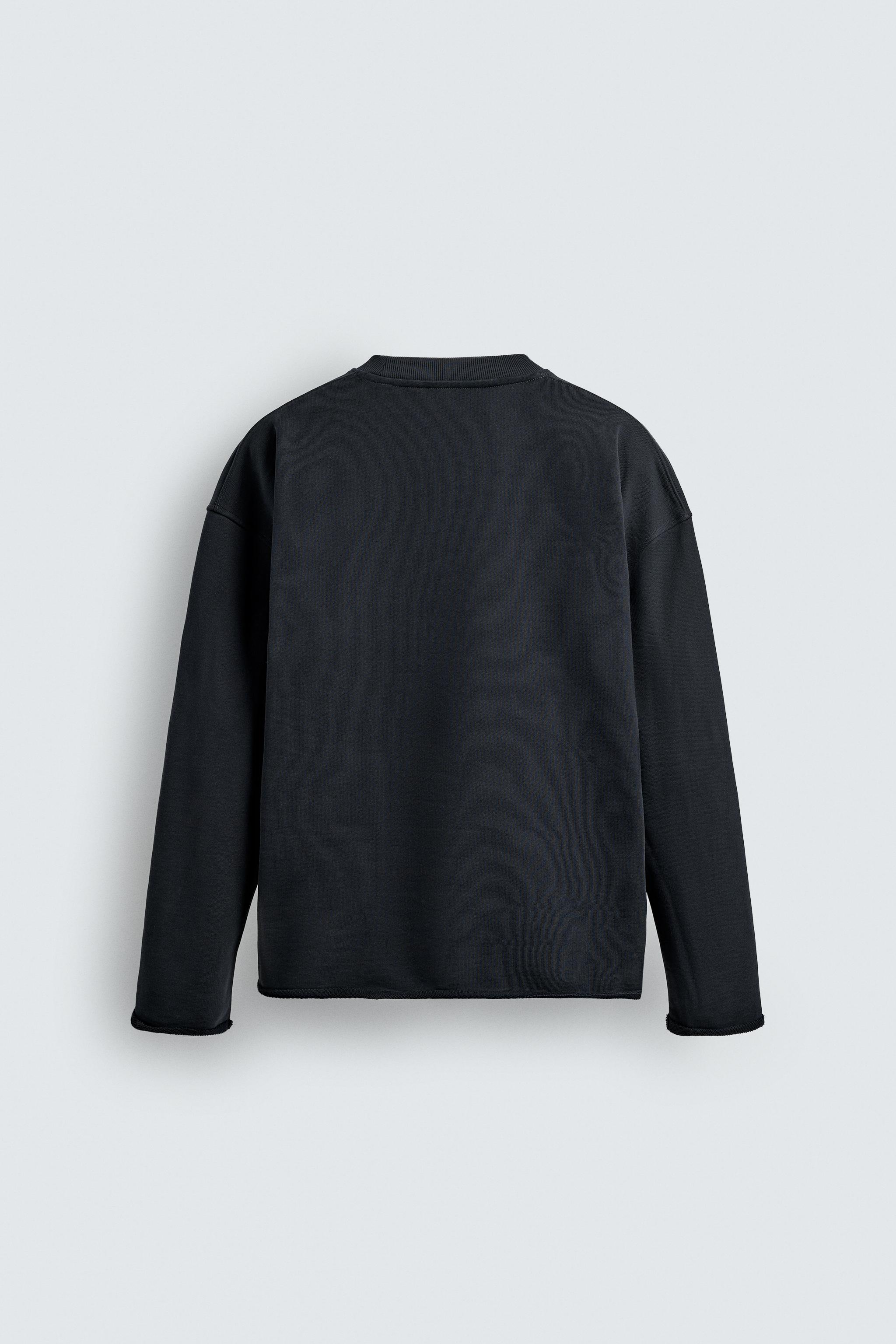 CREW NECK SWEATSHIRT WITH IRREGULAR FINISH